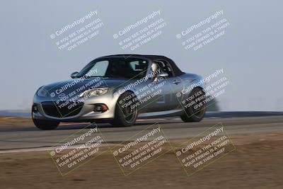 media/Oct-19-2025-Speed Ventures (Sun) [[a6e7fe67be]]/Black/Session 1 (Grapevine)/